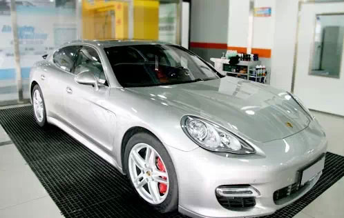 汽車油漆知(zhī)識(shí)之油(yóu)漆漆膜失(shī)光問題及對策(cè).jpg 汽車油漆