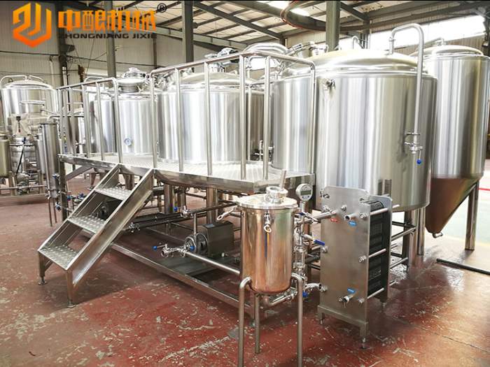啤酒釀造設（shè）備