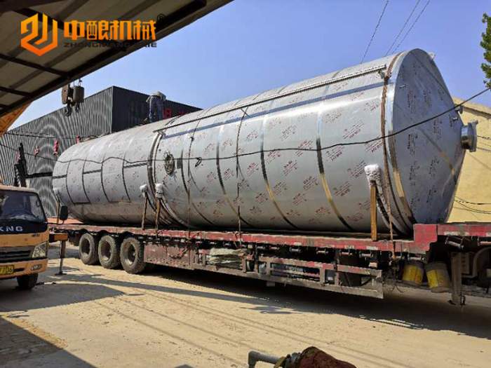 大型（xíng）啤酒廠設備