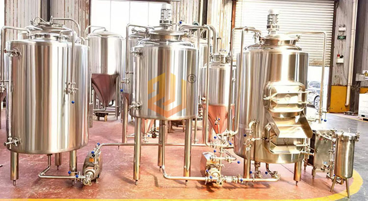 200升精釀啤酒設備糖（táng）化係統.jpg