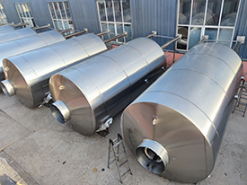 30噸啤酒廠設備啤（pí）酒發酵罐